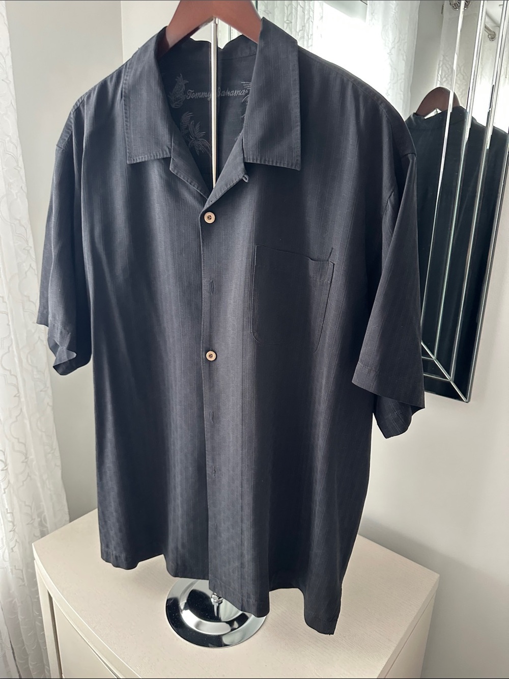 Tommy Bahama Black Short-Sleeve Button-Down Camp Shirt